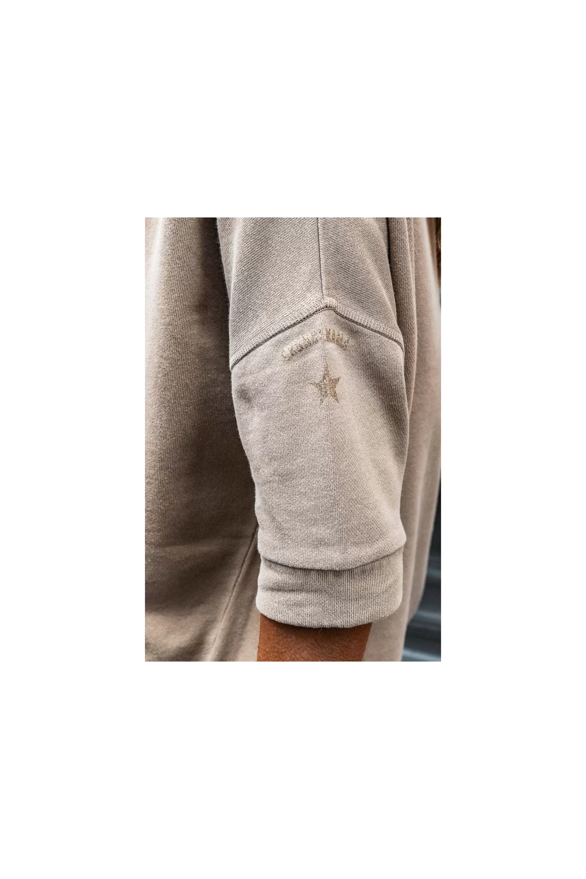 Shop Sweat Ana Beige Sweats